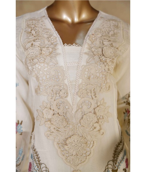 623-Embroidered organza