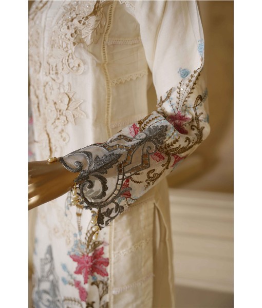 623-Embroidered organza