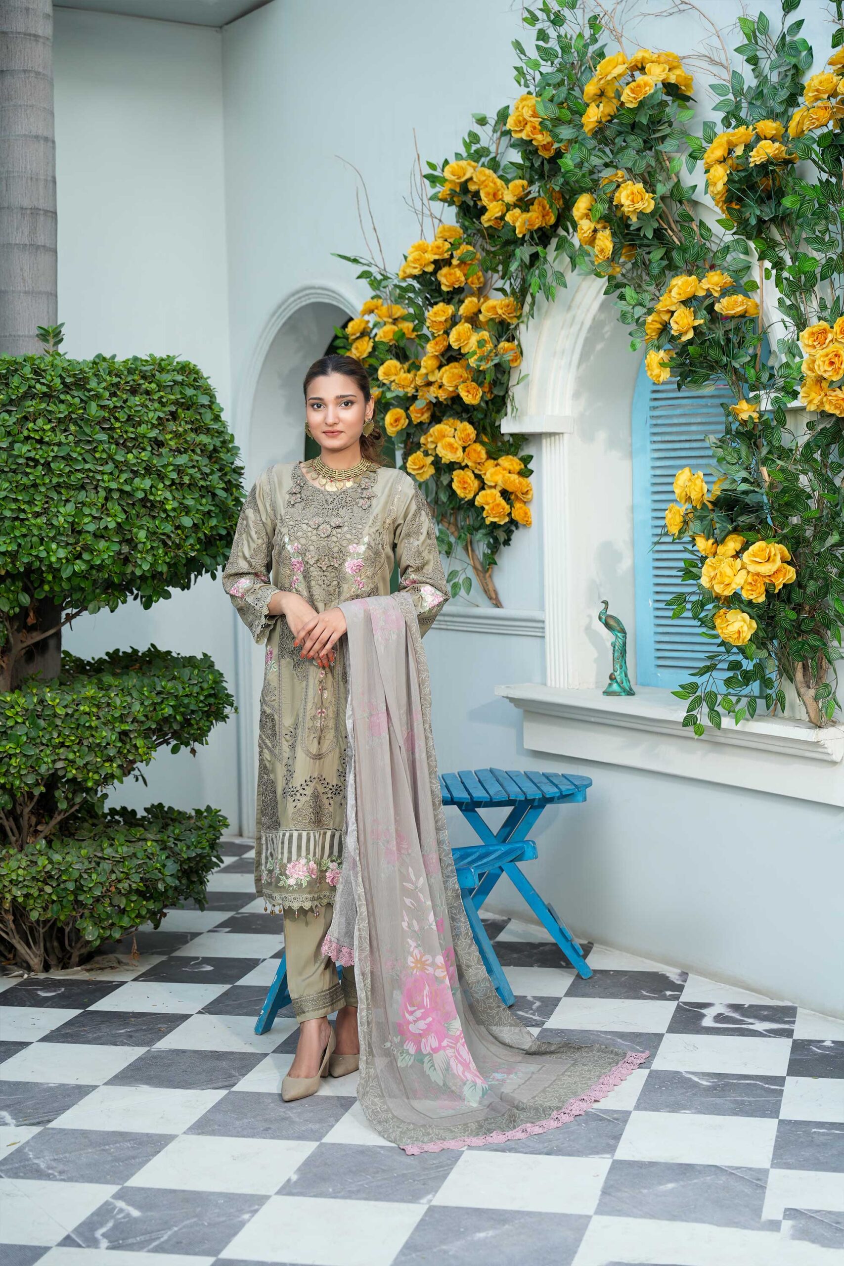 3 Piece Embroidered Viscose Suit - Image 3