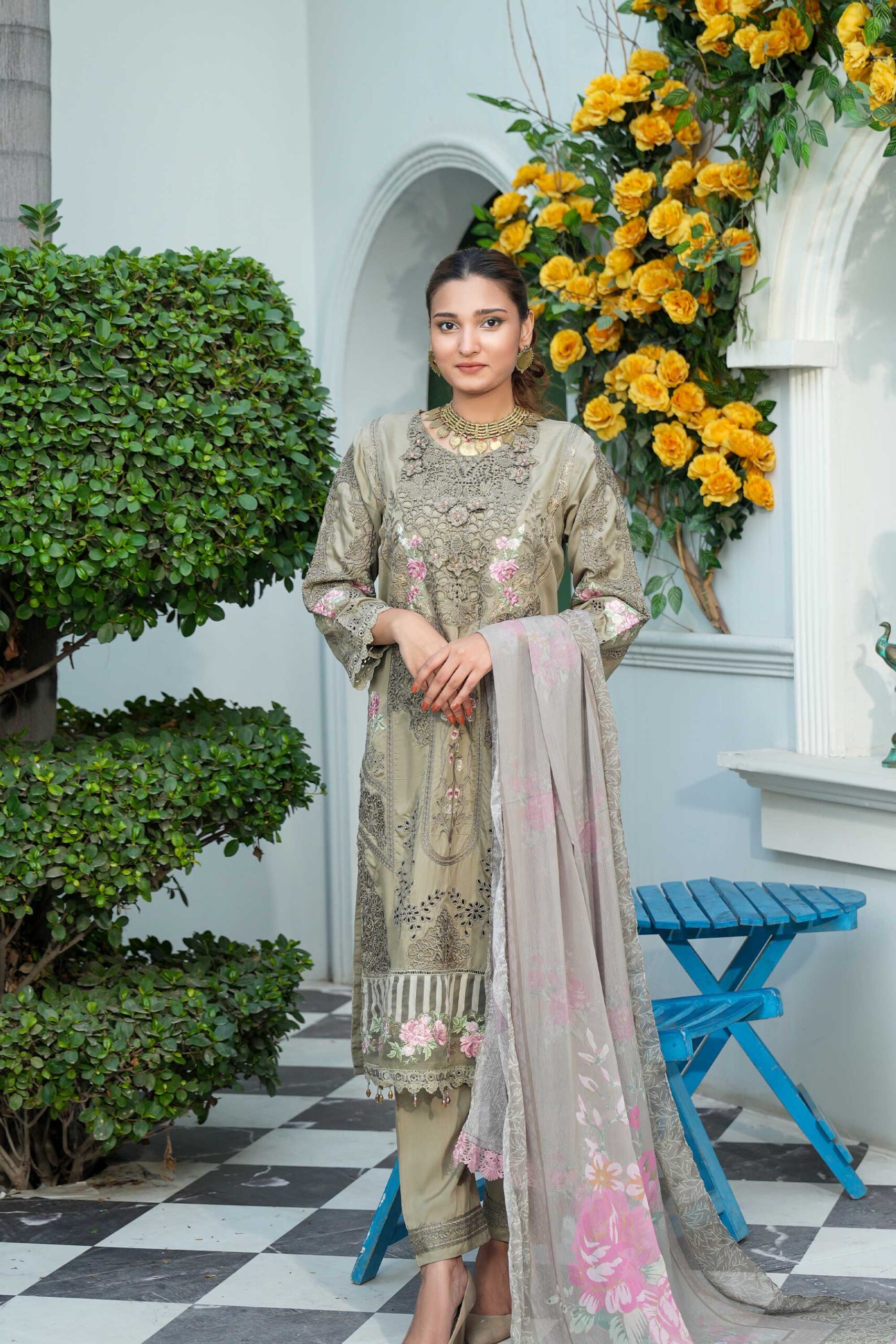 3 Piece Embroidered Viscose Suit - Image 5