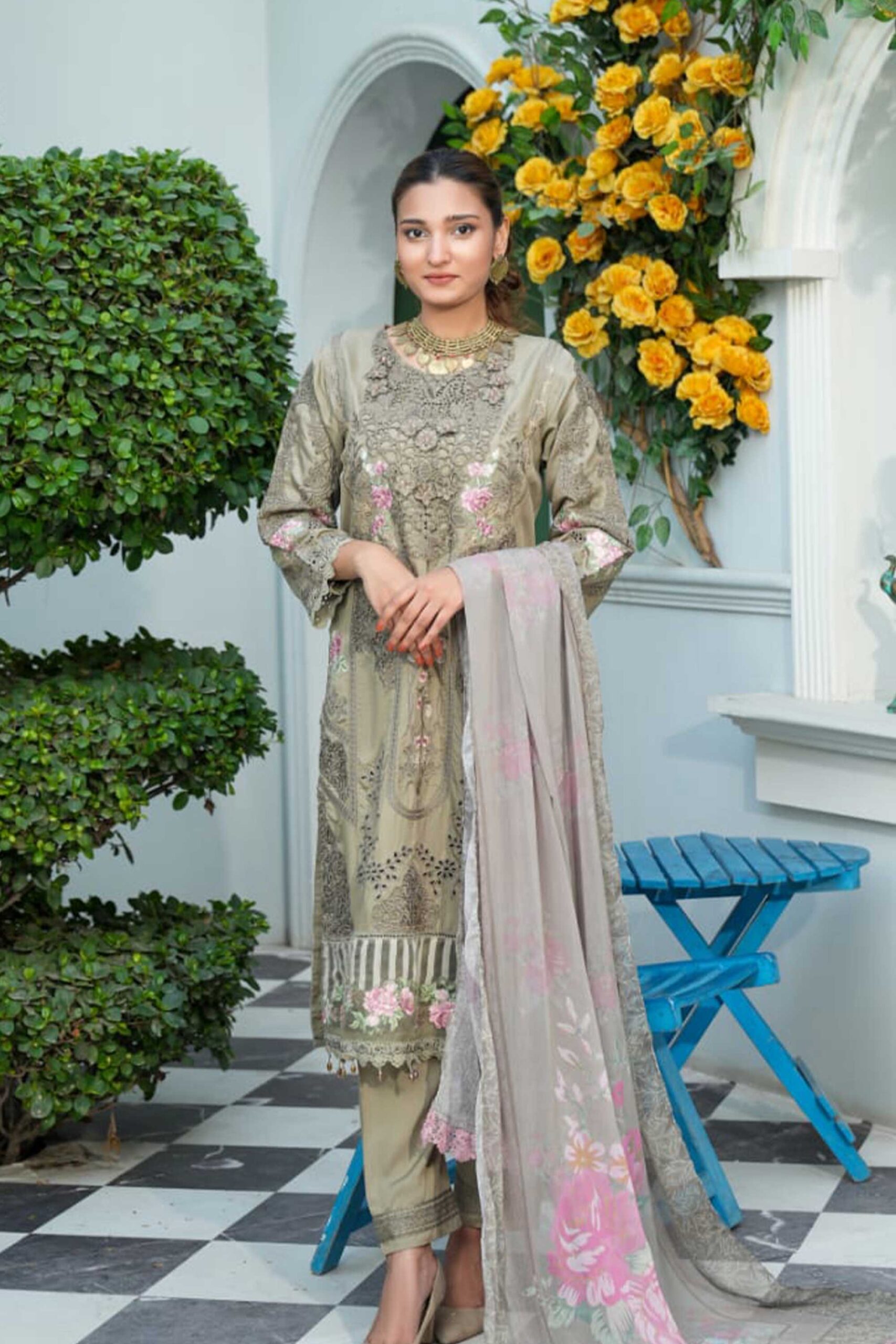 3 Piece Embroidered Viscose Suit - Image 9
