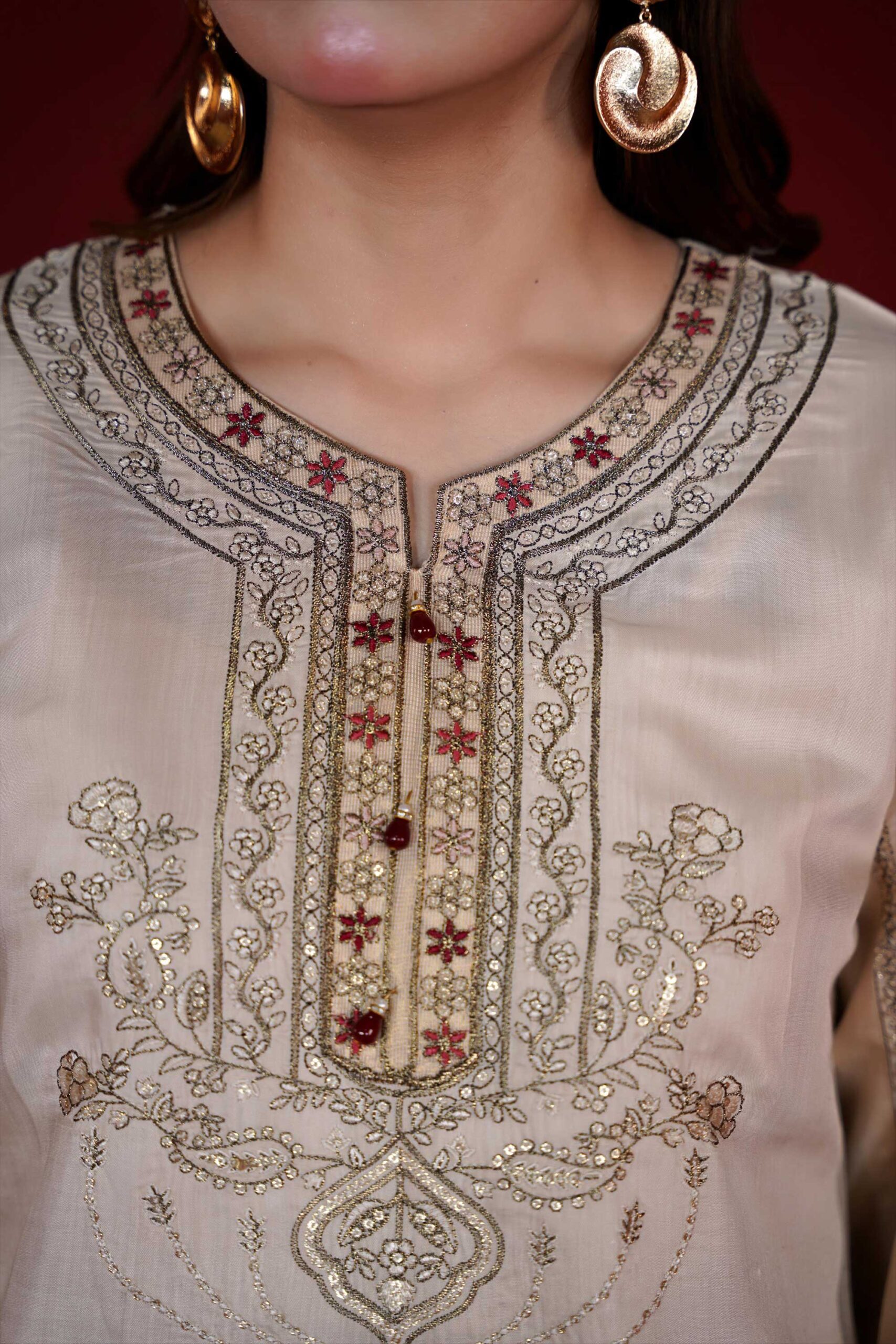 3 Piece Embroidered Viscose Suit - Image 9