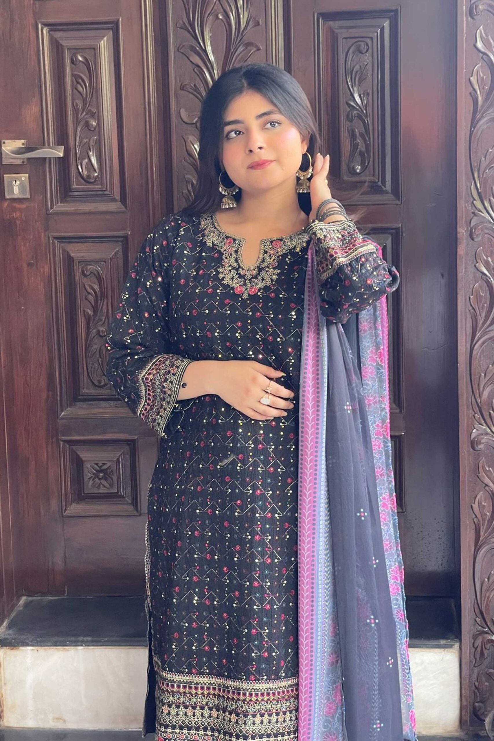 3 Piece Embroidered Viscose Suit - Image 2